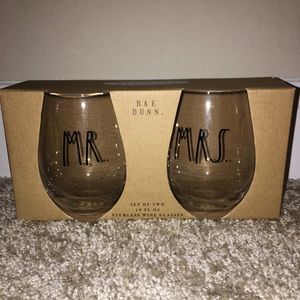 Rae Dunn 4 pack stemless wine glasses